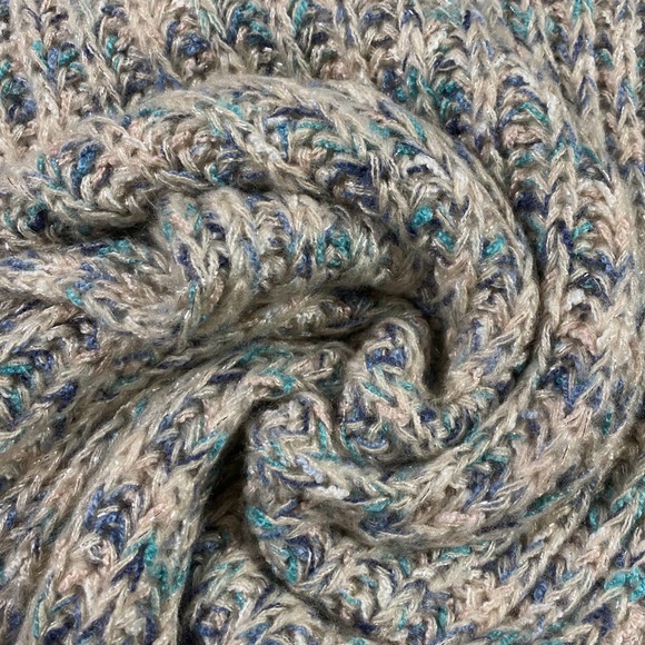 Unknown Accessories - Cream Turquoise & Blue Crochet Infinity Scarf 33X16